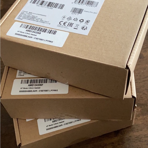 HP Stereo 3.5 mm Wired Headset - Picture 3 of 5